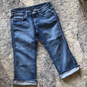 Refuge Denim Capri’s